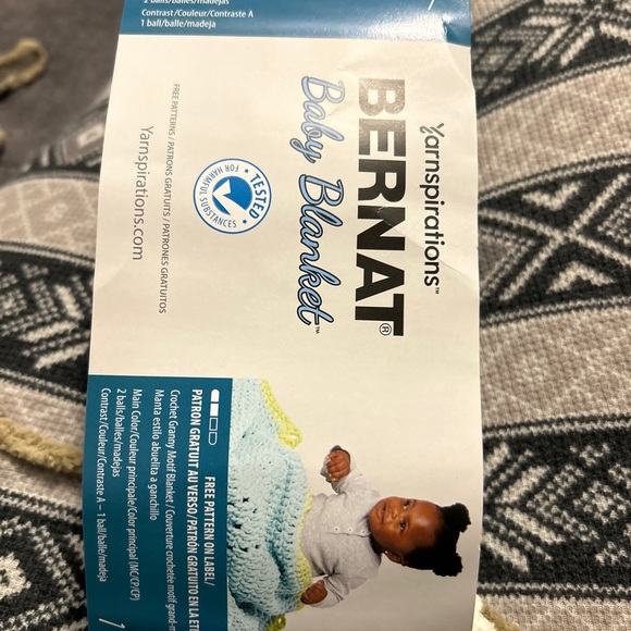 Handmade Bernat Baby Blanket - Picture 7 of 8